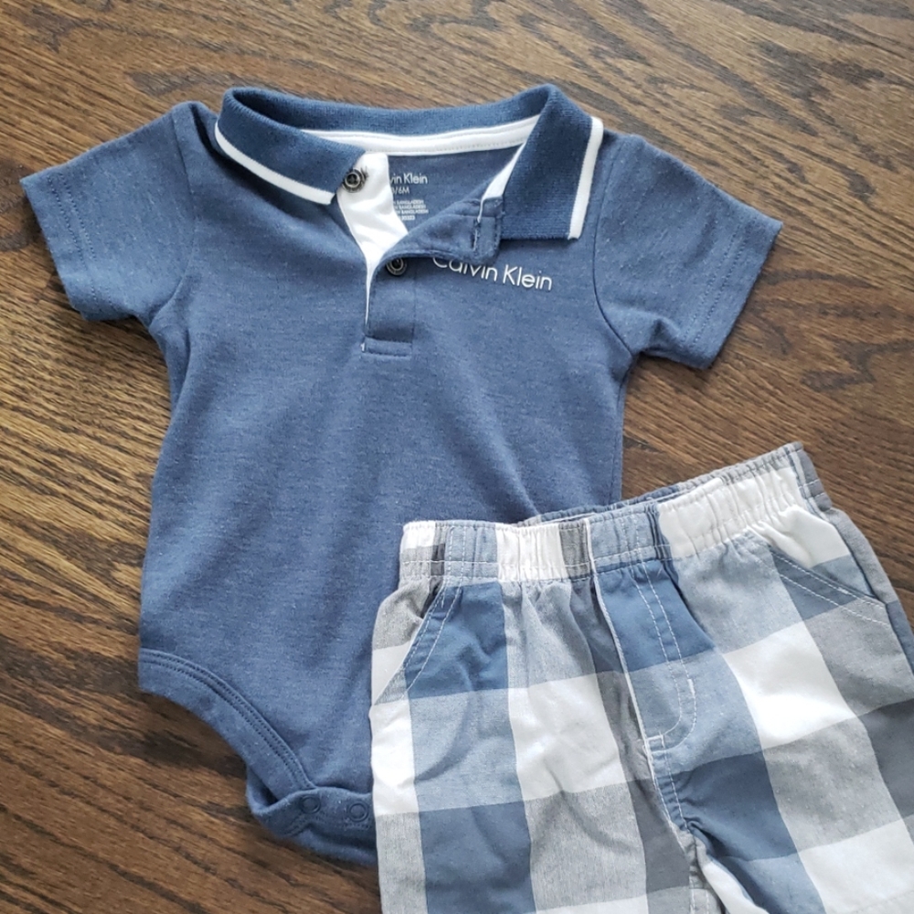 Calvin Klein Infant Outfit